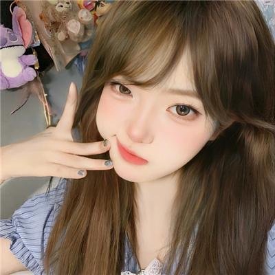 小鱼莉莉